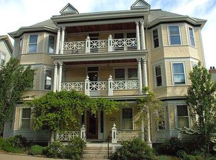 115 Walnut St #2, Brookline, MA 02445