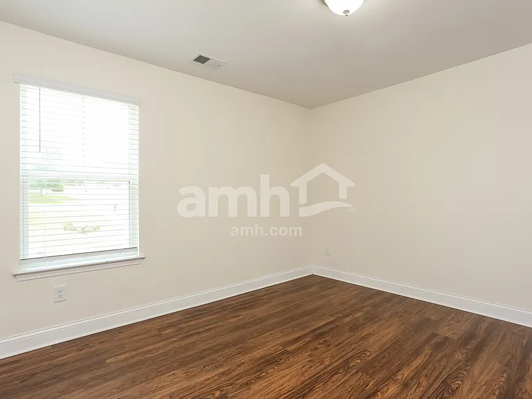 422 Oscar Way — Photo 16