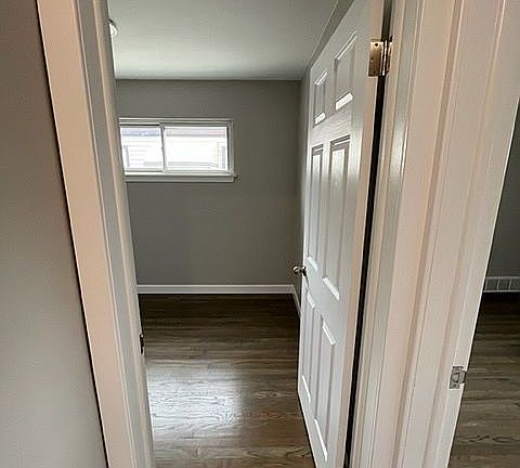 5th image of 22601 Lake Dr