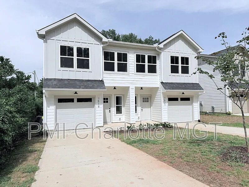 3 bed, 2.5 bath, 1410 sqft, $2,099 — Photo 2