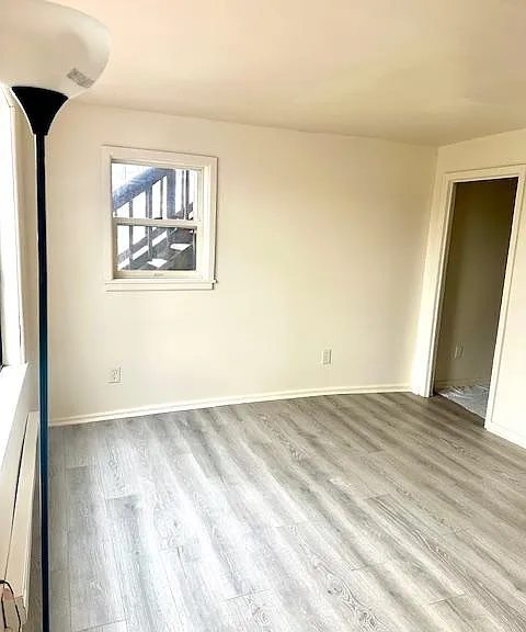 116 Kellar Ave #4 — Photo 6