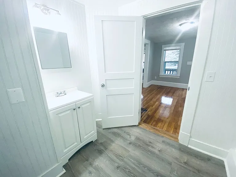 38 Water St — Photo 15