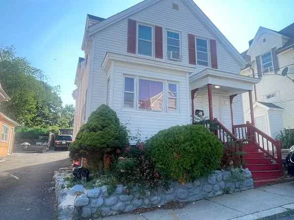 14 Union Ct, Lynn, MA 01902