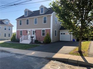 20 Reservoir Ave #B, Bristol, RI 02809