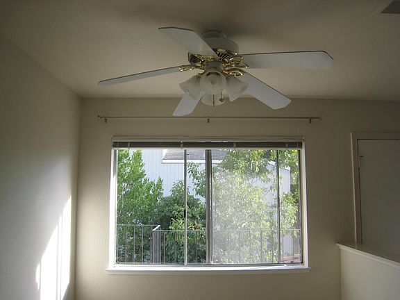 3rd image of 164 Michael Dr #4