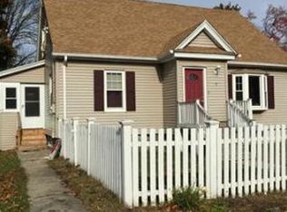 9 Ruskin Ave, Methuen, MA 01844