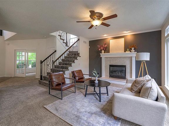 5th image of 21513 E 50th Terrace Ct S