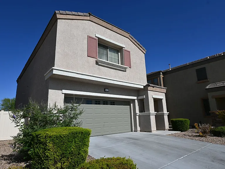 5472 Overlook Valley St — Photo 3
