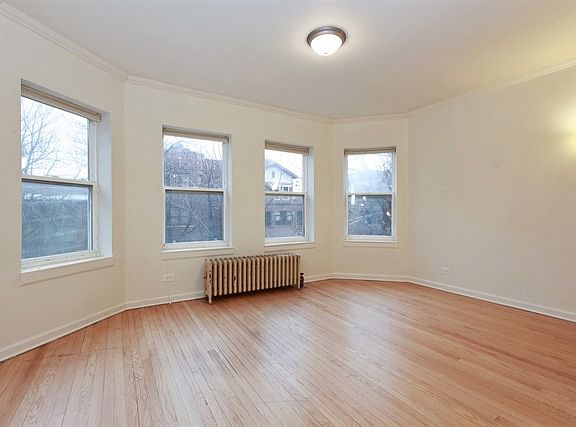 2nd image of 1419 W Catalpa Ave APT 2N