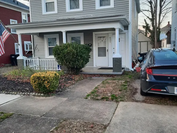 807 Wolfe St, Fredericksburg, VA 22401