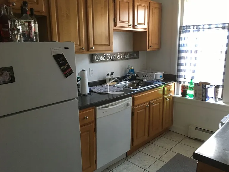 1960 Beacon St #9 — Photo 8