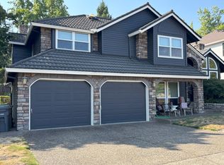 17927 Ridge Lake Dr, Lake Oswego, OR 97035