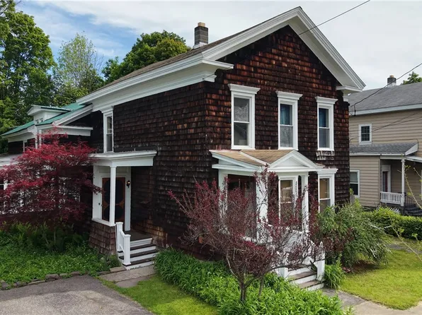 7 Sheldon St, Norwich, NY 13815