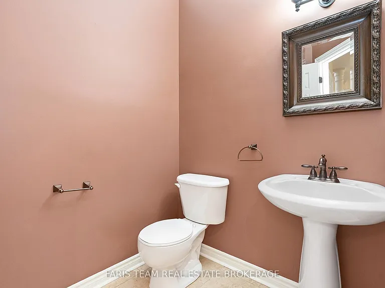 3 Prince William Way — Photo 18