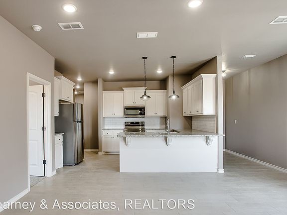 4th image of 1507B Avenue L #N