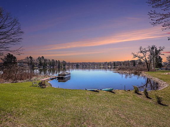 5th image of 8441 N Horsehead Lake Dr