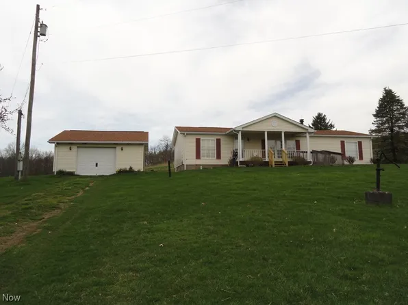 270 Bell Hill Rd, New Cumberland, WV 26047