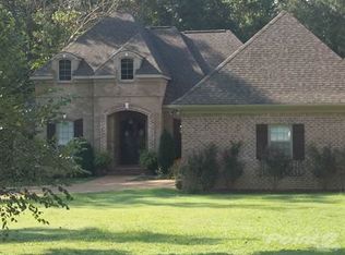 420 Deer Run Rd, Batesville, MS 38606