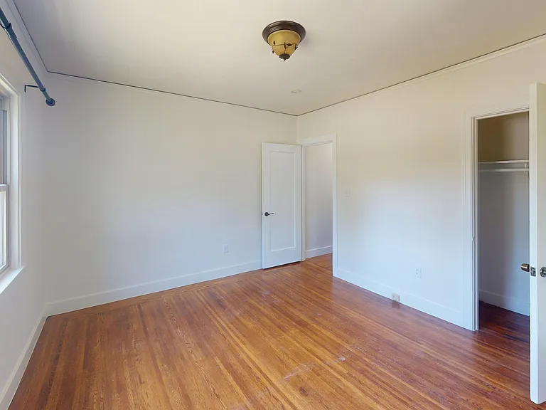 1600 D St — Photo 3