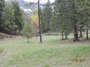 1045 Standley Rd, Glide, OR 97443