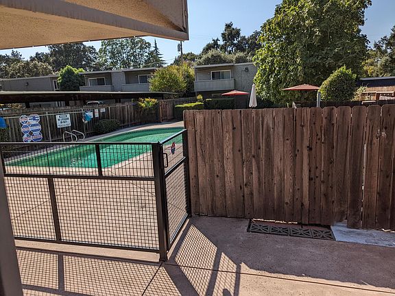 5th image of 1003 W Leaf Ave #20