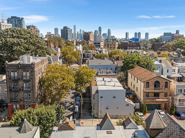 41 Garrison Avenue image 4 of 39