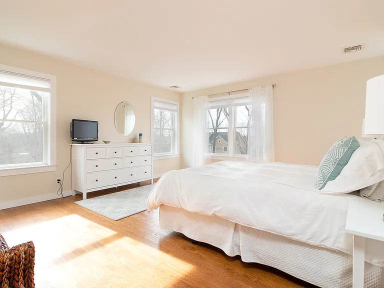 485 Hickory Ave — Photo 21
