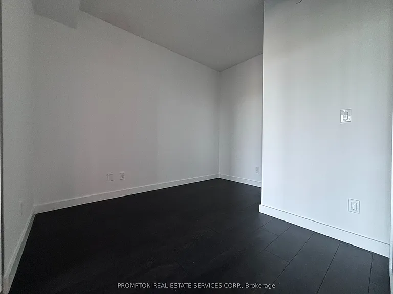 75 Billes Hts #1906 — Photo 10
