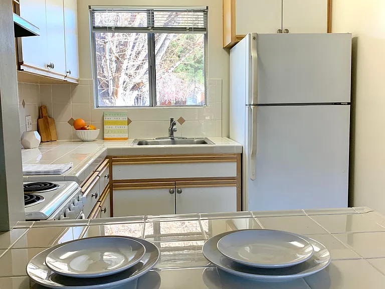 3040 Magliocco Dr #5 — Photo 7