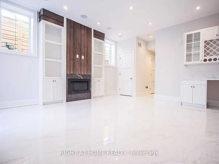 289 Connaught Ave — Photo 18