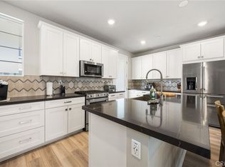 1460 W Sunrise Ln, San Pedro, CA 90732
