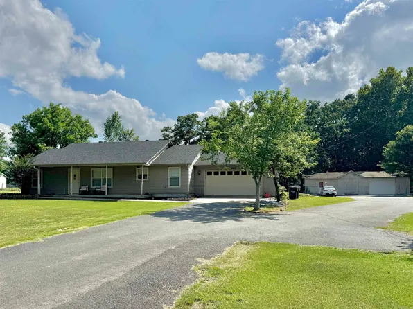15825 Childress Rd, Bauxite, AR 72011