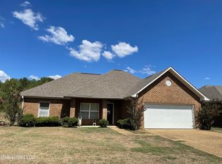 786 Hunter Ln, Jackson, MS 39212