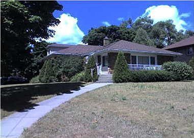 1st image of 801 Bristol Ave NW