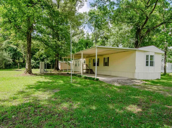 9246 Vidalia Ln, Denham Springs, LA 70726