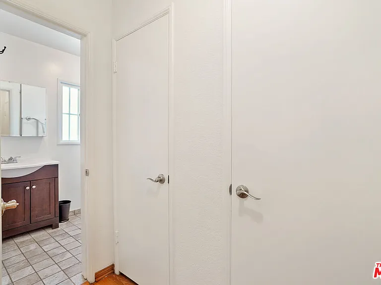 3559 Sawtelle Blvd #8 — Photo 20