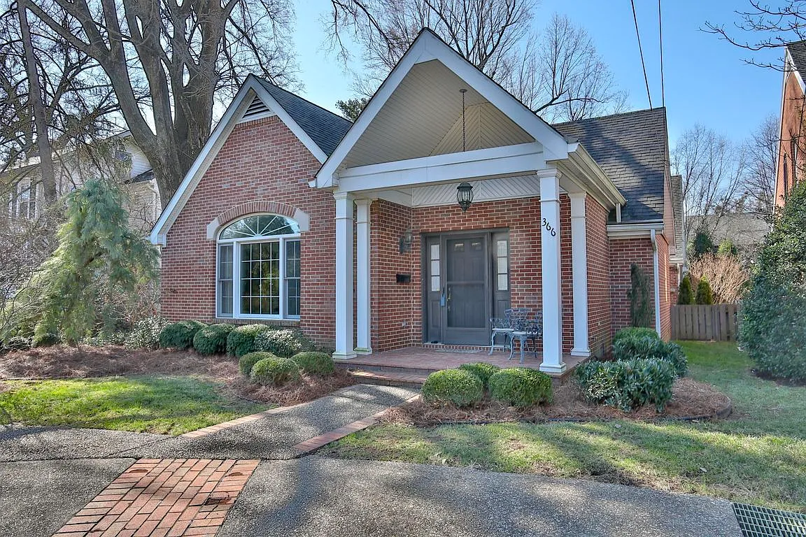 366 Belvar Ave photo 1