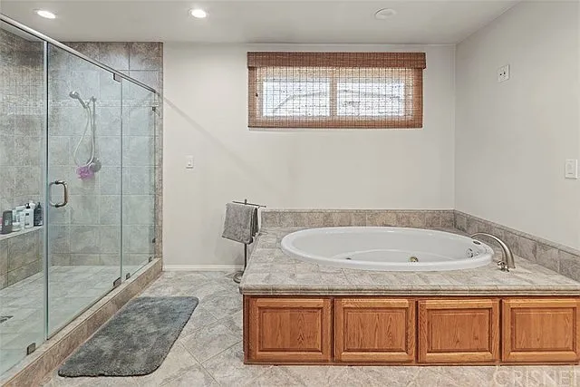 34716 Violan St — Photo 18