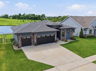 1919 Serenity Cir, Norwalk, IA 50211