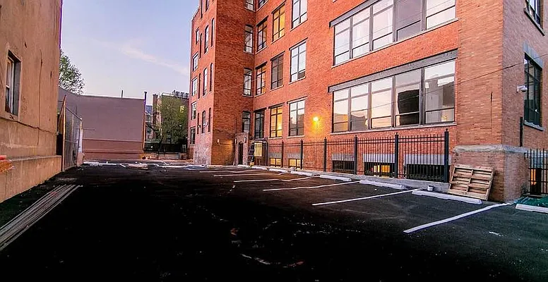 Rented by Nooklyn NYC LLC | media 17