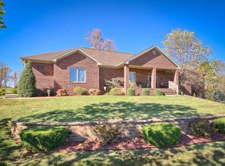 100 Booth Field Rd, Owensboro, KY 42301