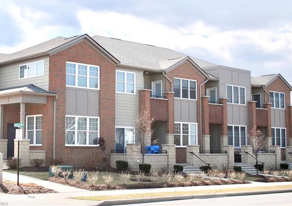 1st image of 516 Beachcliff Row Dr