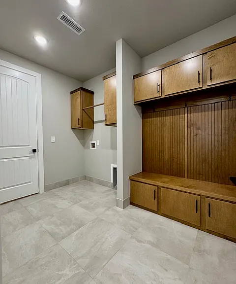 1700 Jensen Ave — Photo 30