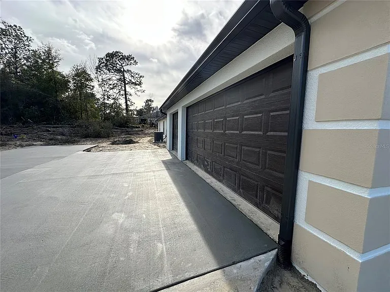 5780 N Lena Dr — Photo 41