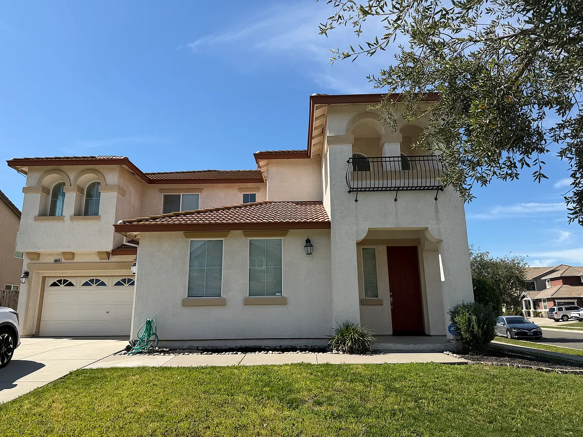 Building Photo - 10839 Lands End Dr
