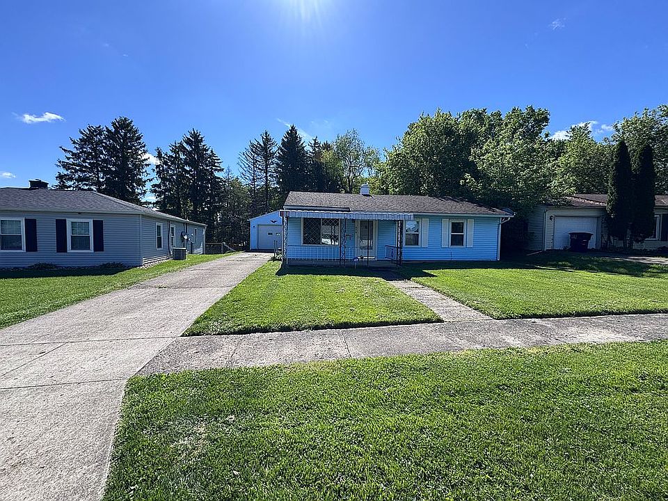 1st image of 634 Shoshone Dr
