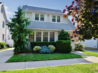 79 Capitol Ave, Williston Park, NY 11596