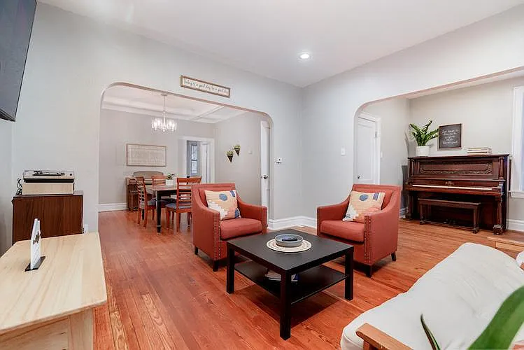 3960 Tholozan Ave — Photo 3