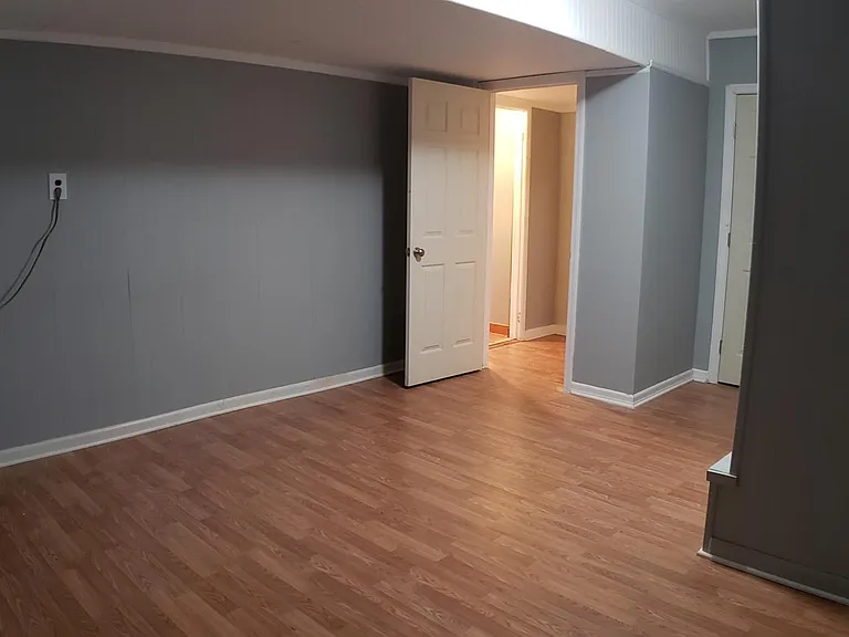105 W Lakeview Rd #B — Photo 8