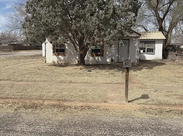 801 E Lincoln Ave, Morton, TX 79346